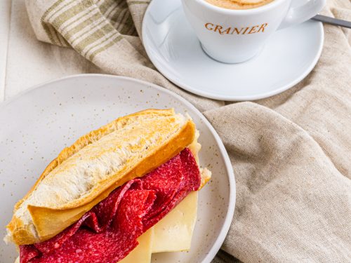 MENÚ PULGA + CAFÉ